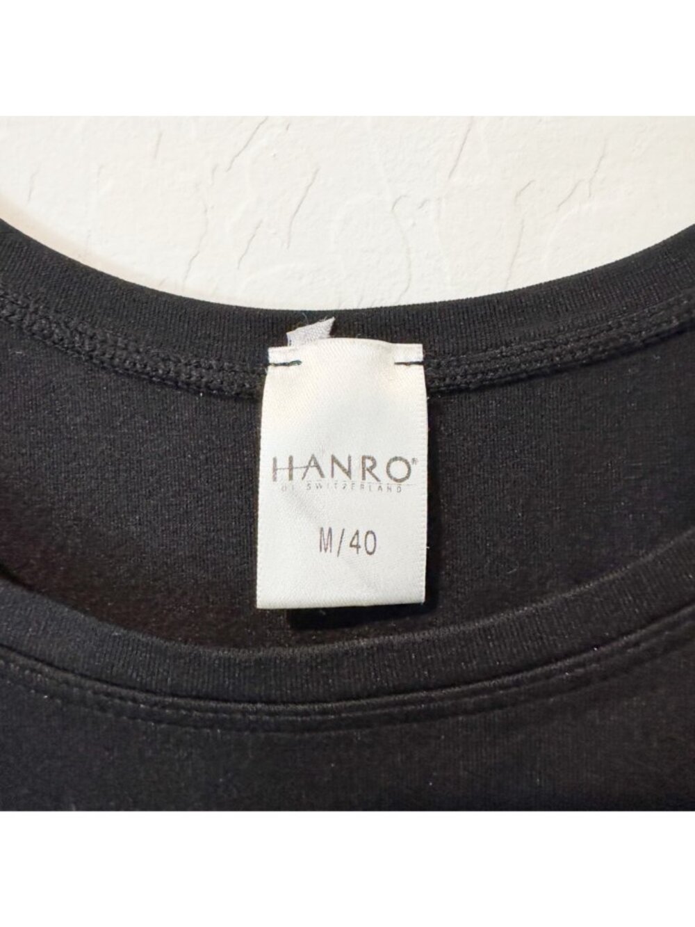 Hanro Touch Feeling Round Neck Seamless Stretch Tank Top Black Minimalist Medium - Picture 5 of 8